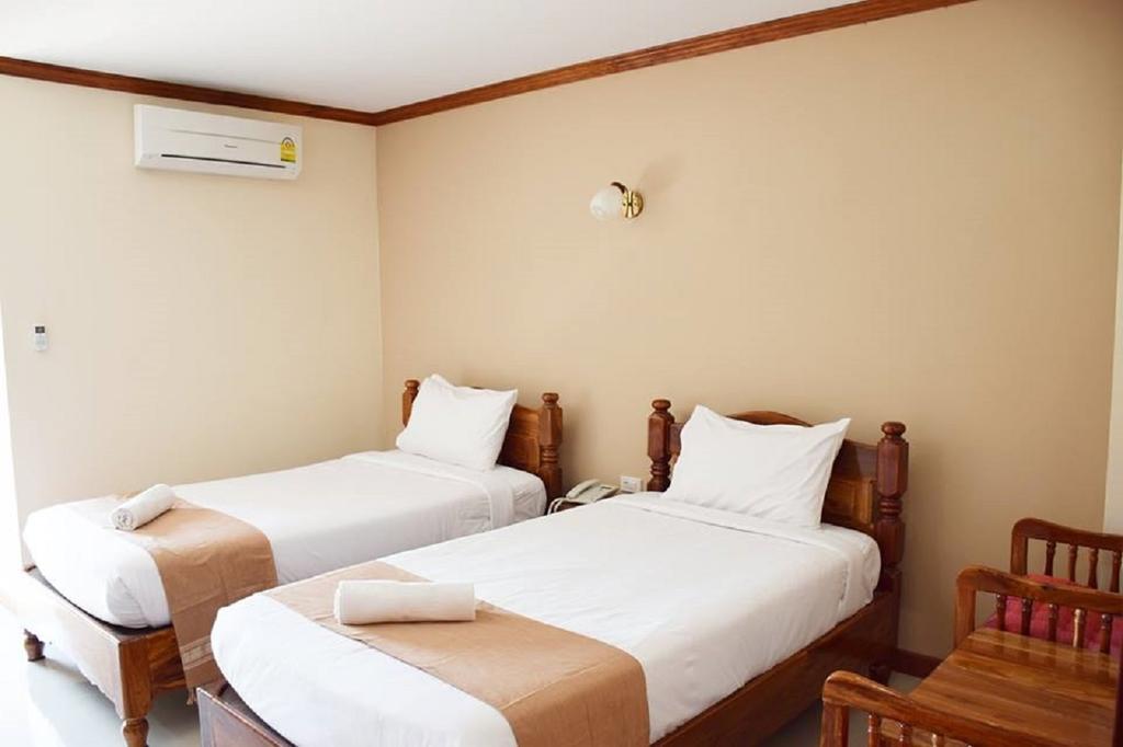 Np Residence Nakhon Phanom Room photo