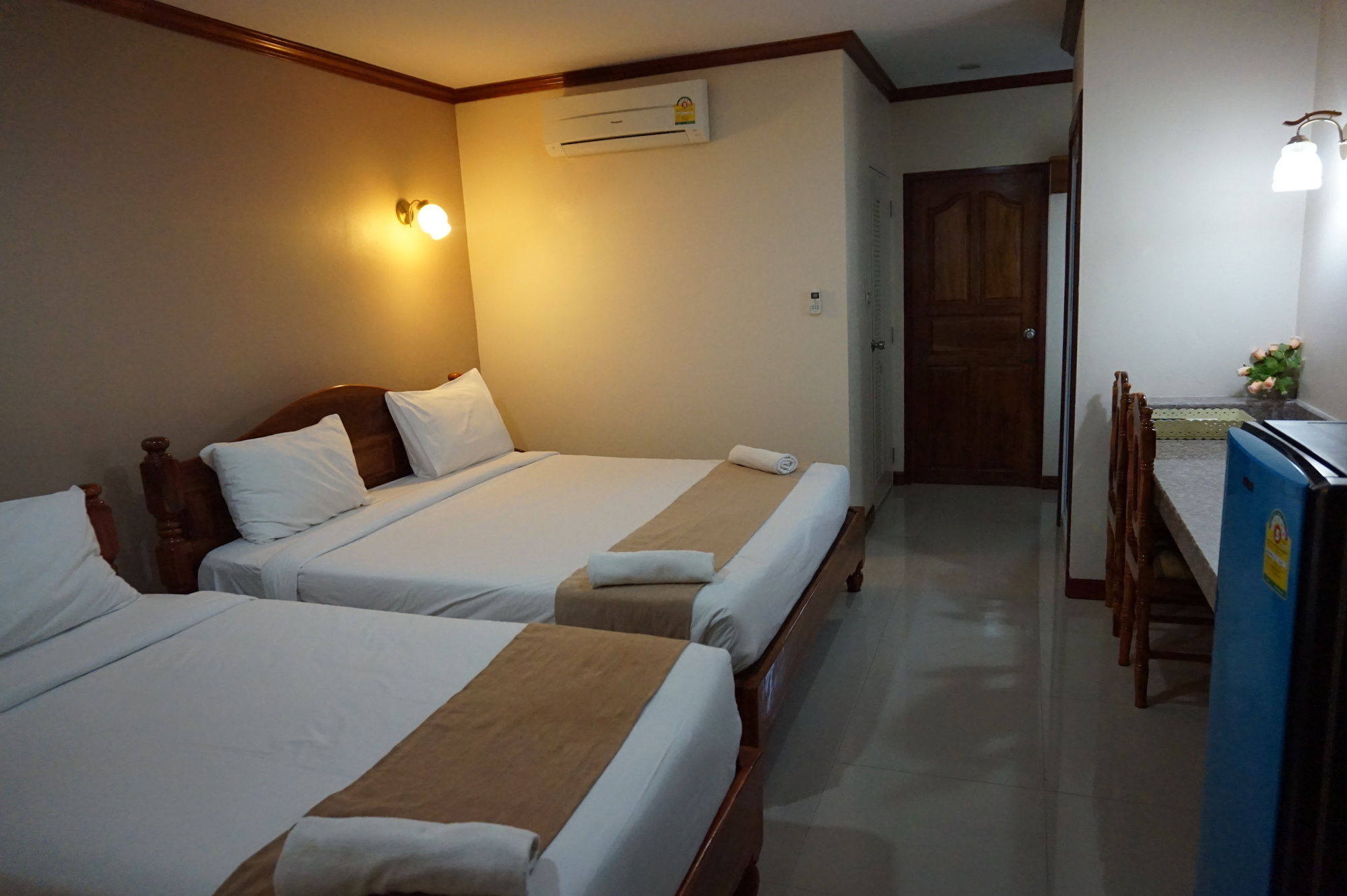 Np Residence Nakhon Phanom Exterior photo