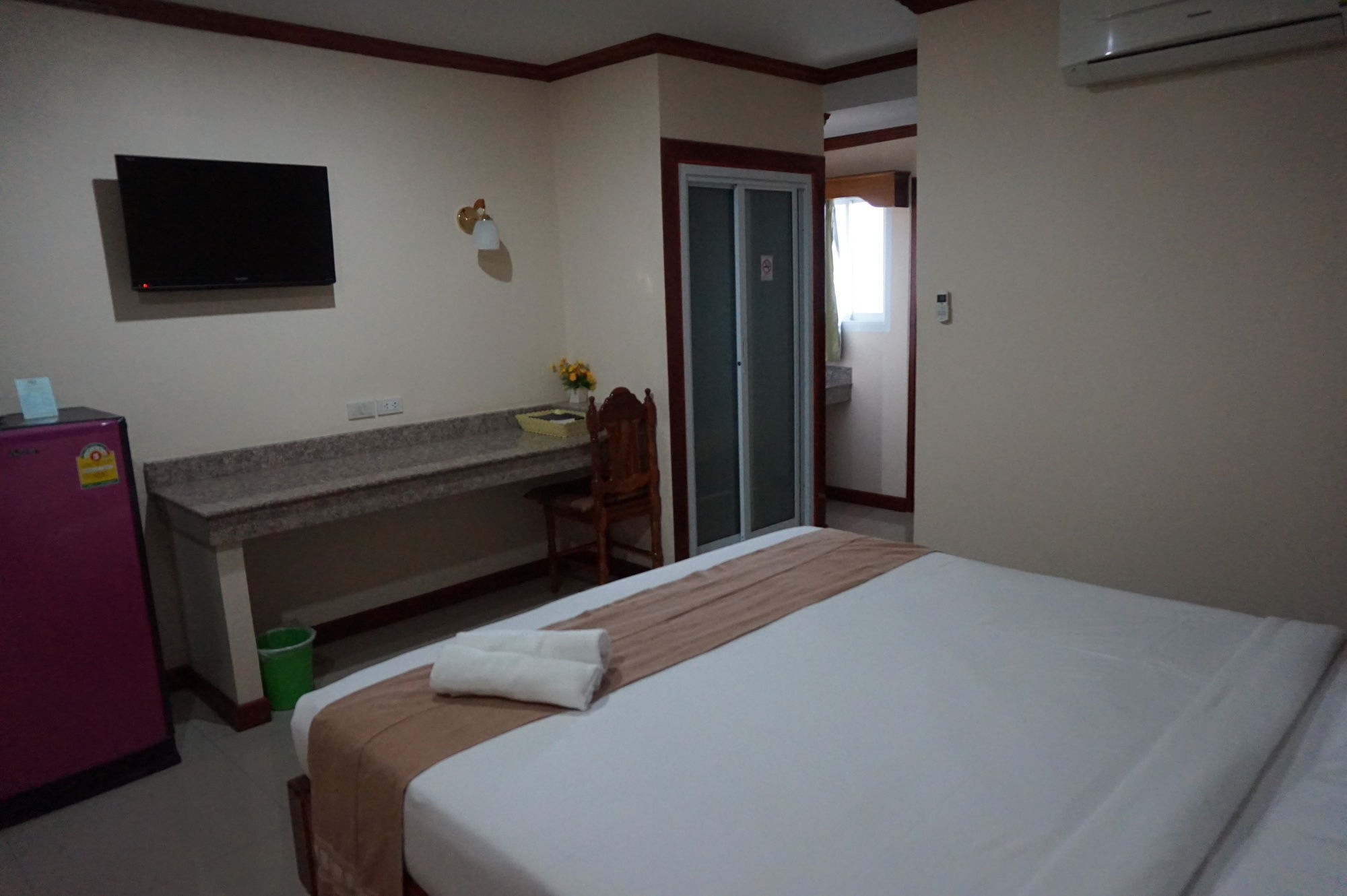 Np Residence Nakhon Phanom Exterior photo